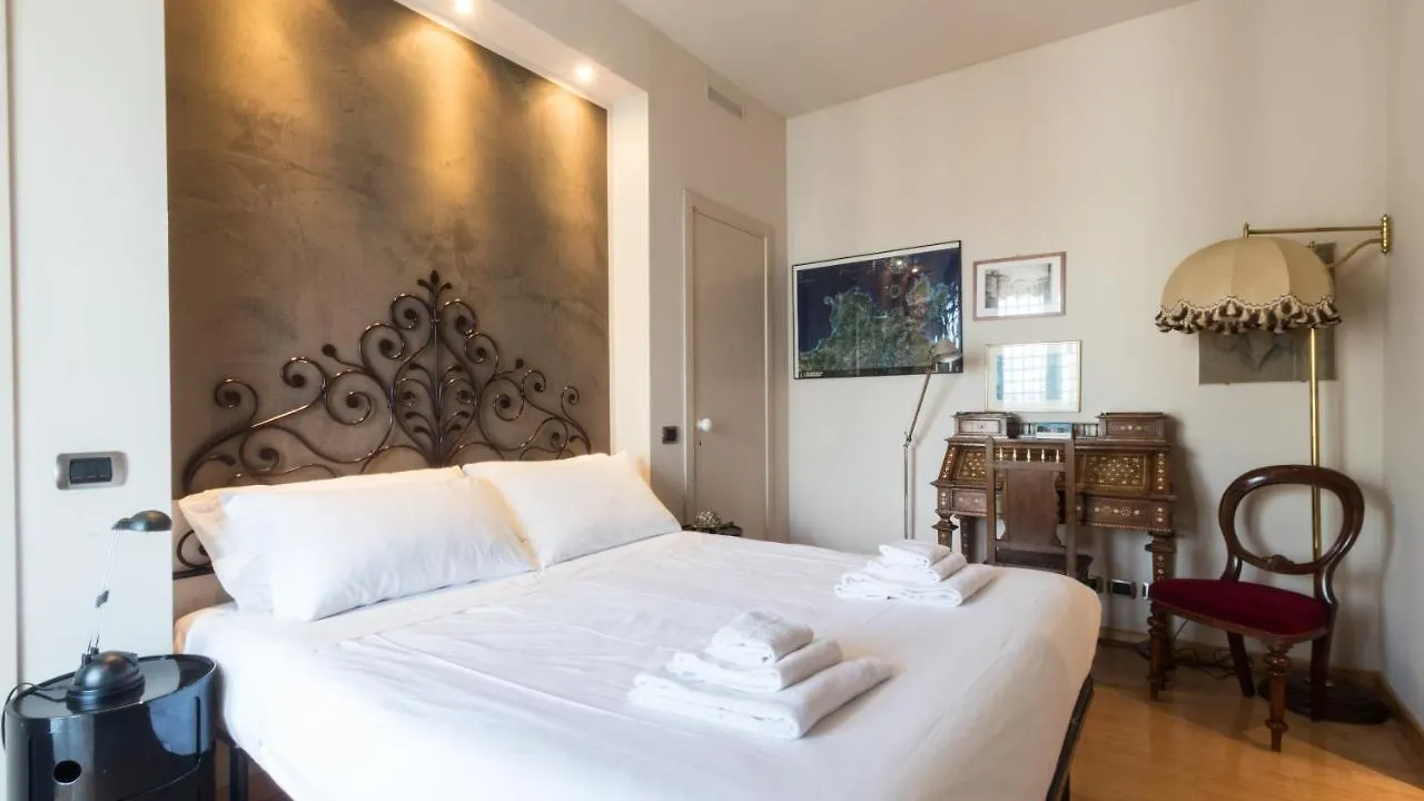 Apartment Ferienwohnung Italianway - Carlo Troya 17 Mailand Italien